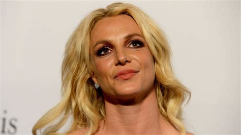 Celebrity News: Stories, Photos & Videos on the Stars of Music, .